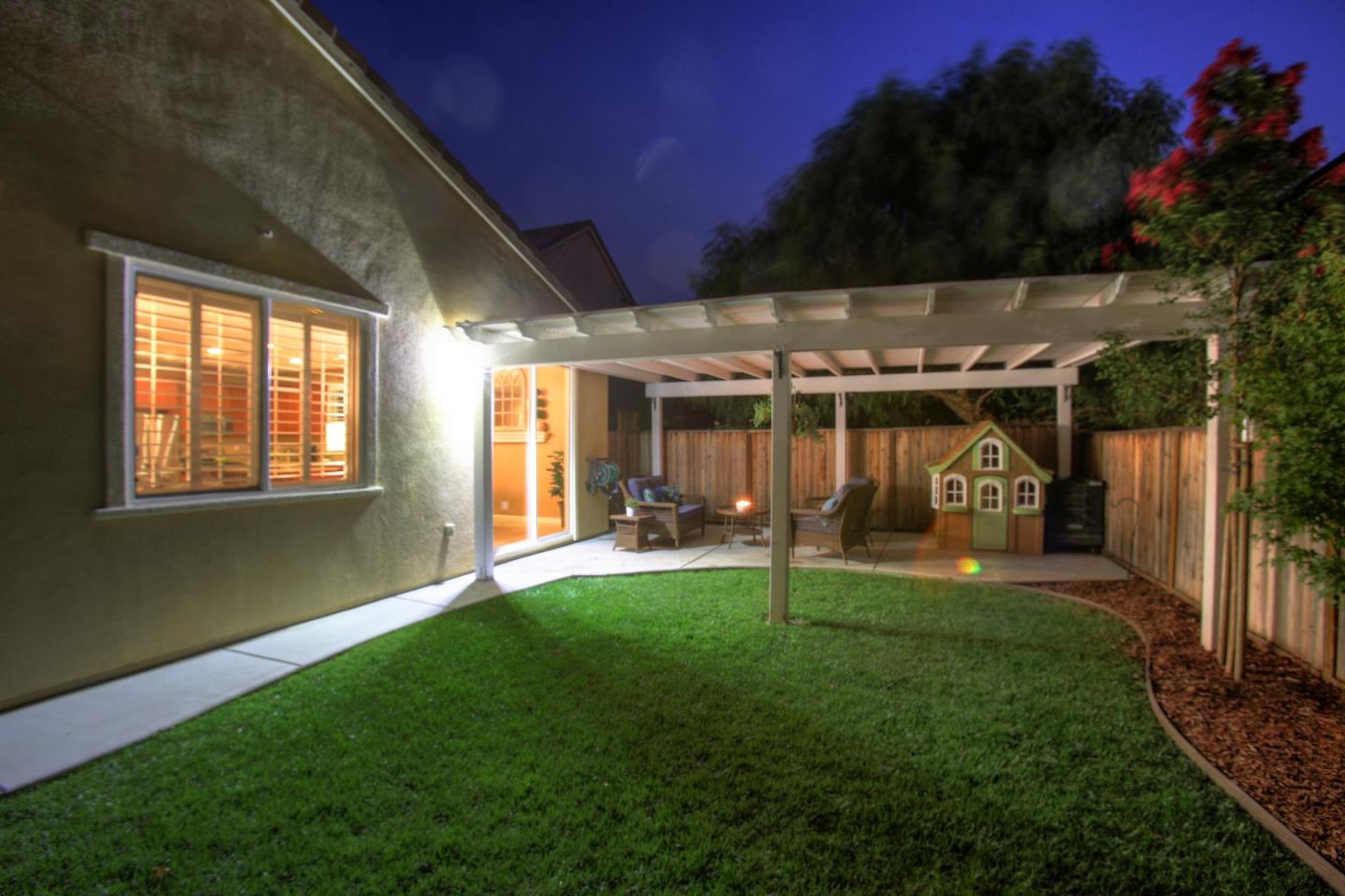 1045 Sprig Way Gilroy, CA 95020 - Photo 37 of 38 Gallery Image 37