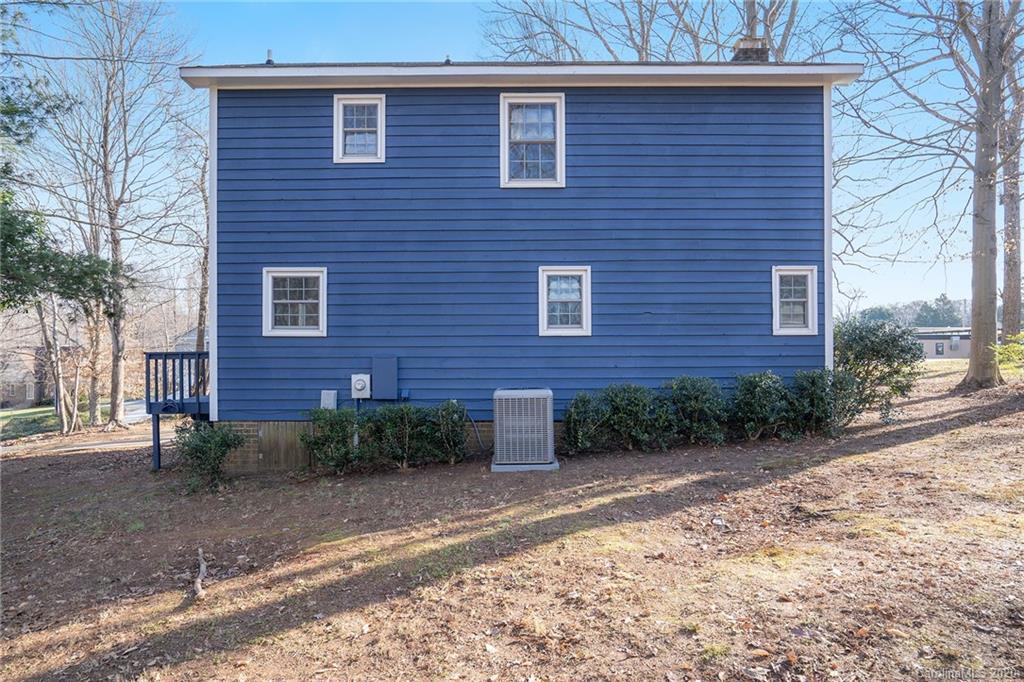 507 Ralph Handsel Boulevard Stanley, NC 28164 - Photo 5 of 15 Gallery Image 5