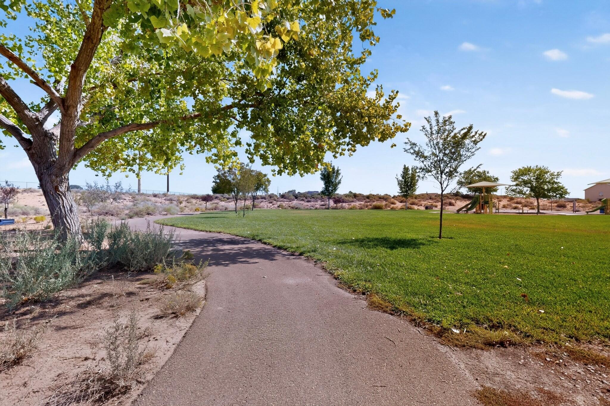 7143 Raleigh Hills Drive Northeast Rio Rancho, NM 87144 - Photo 32 of 40 Gallery Image 32