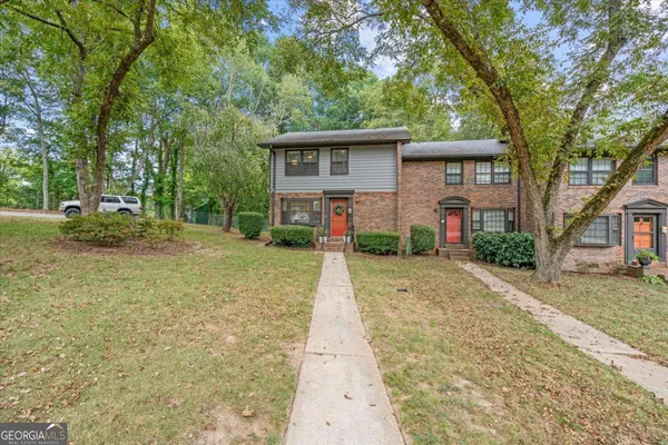 $2,300 | 541 North White Street, Unit 12, Carrollton, GA 30117
