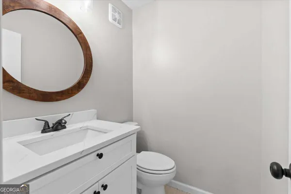 $2,300 | 541 North White Street, Unit 12, Carrollton, GA 30117