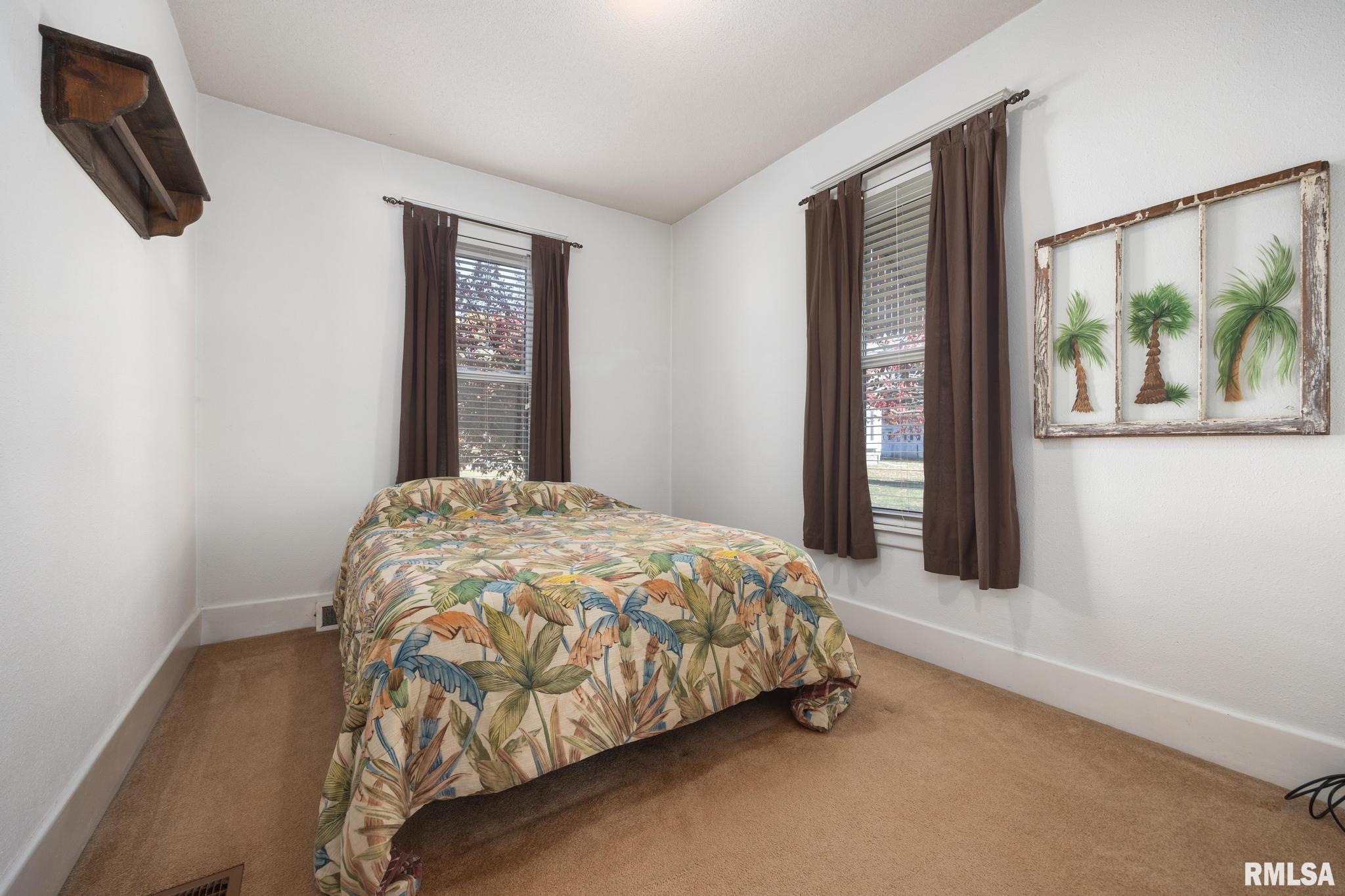 203 Lyons Court Toulon, IL 61483 - Photo 15 of 38