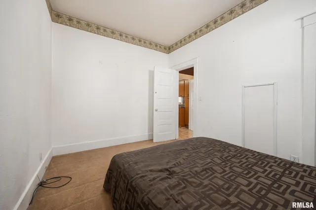 $129,900 | 203 Lyons Court, Toulon, IL 61483