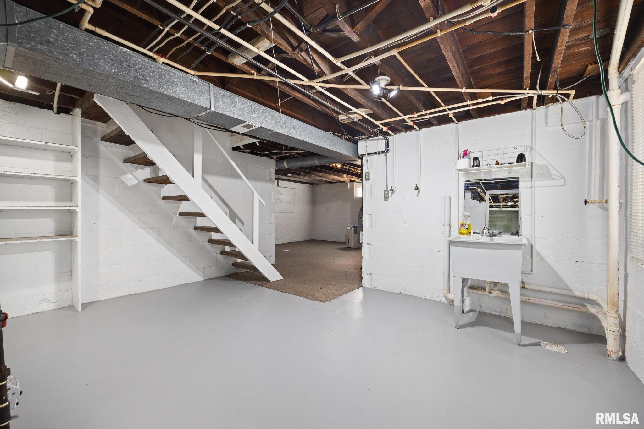 203 Lyons Court Toulon, IL 61483 - Photo 29 of 38