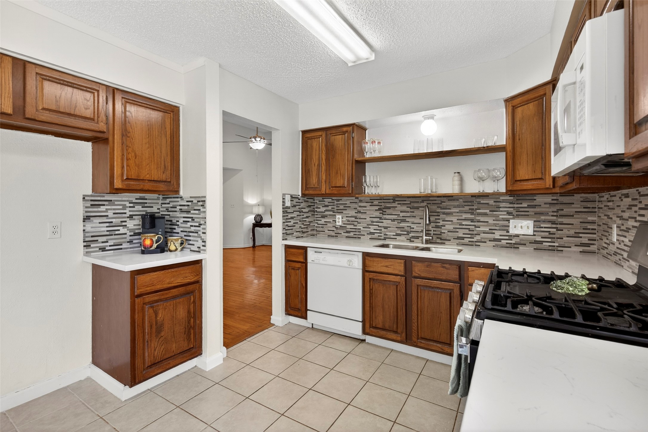 9206 Kirkleigh Lane Spring, TX 77379 - Photo 18 of 47