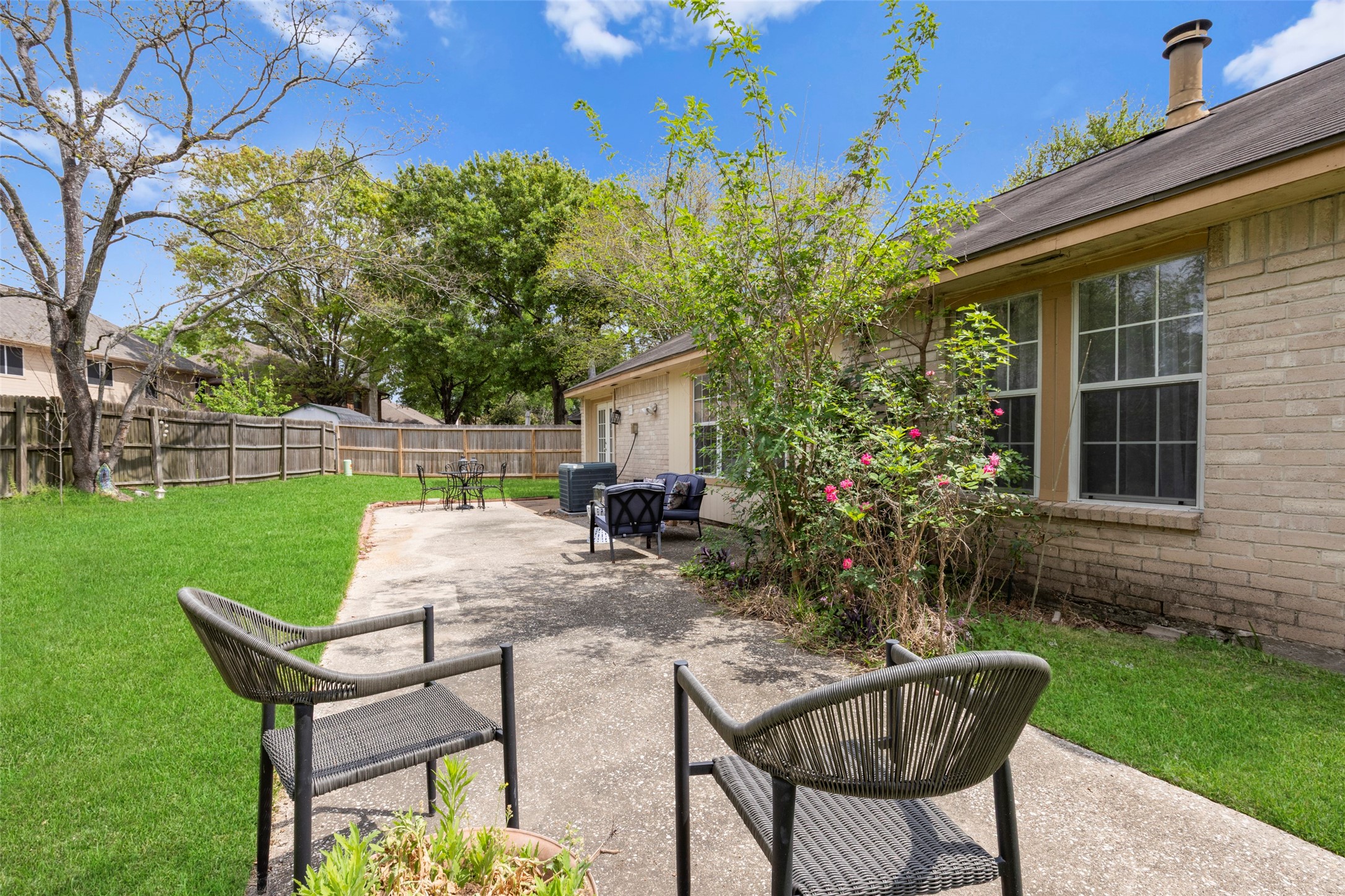 9206 Kirkleigh Lane Spring, TX 77379 - Photo 35 of 47