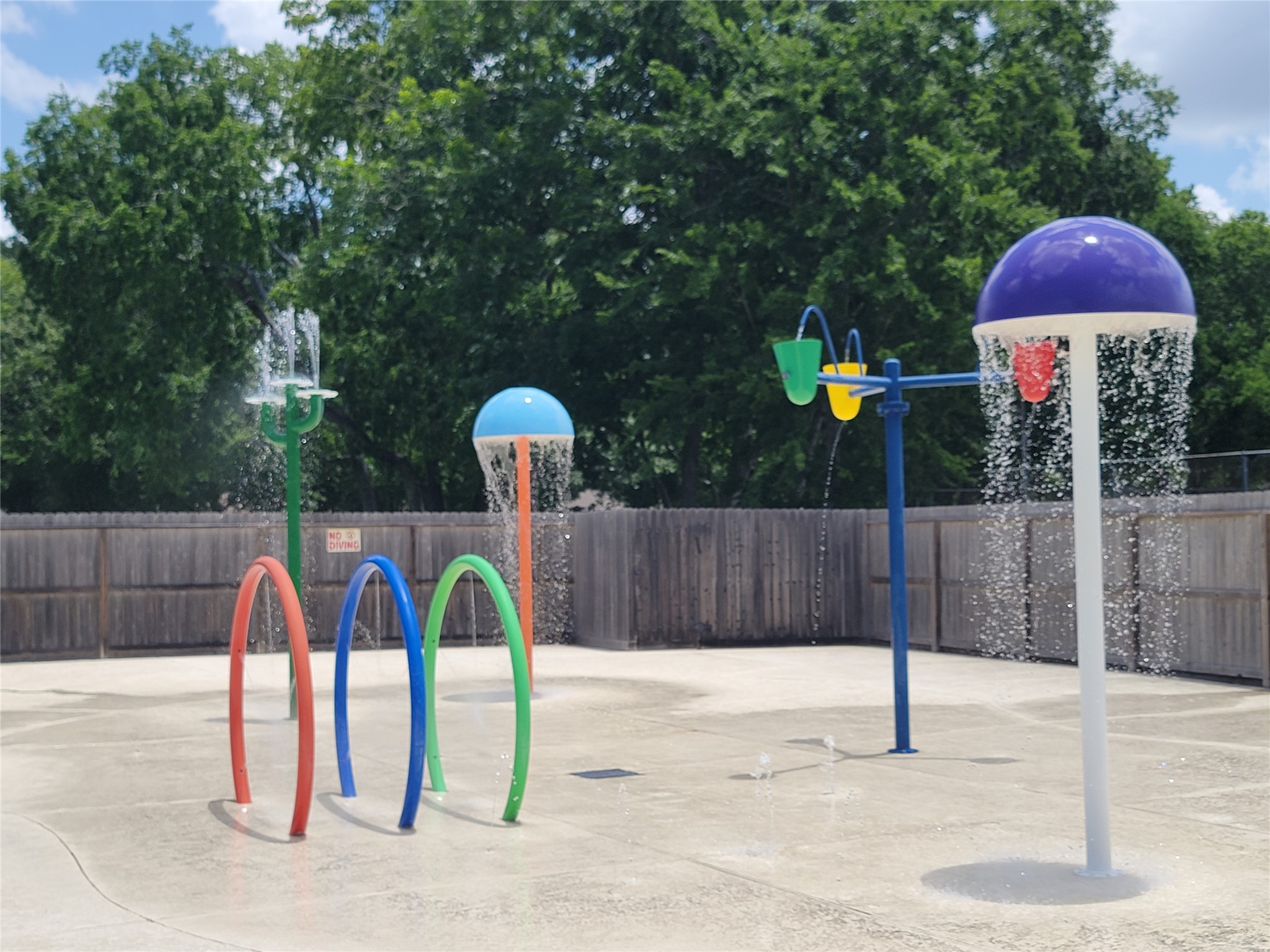 9206 Kirkleigh Lane Spring, TX 77379 - Photo 44 of 47 Splash pad
