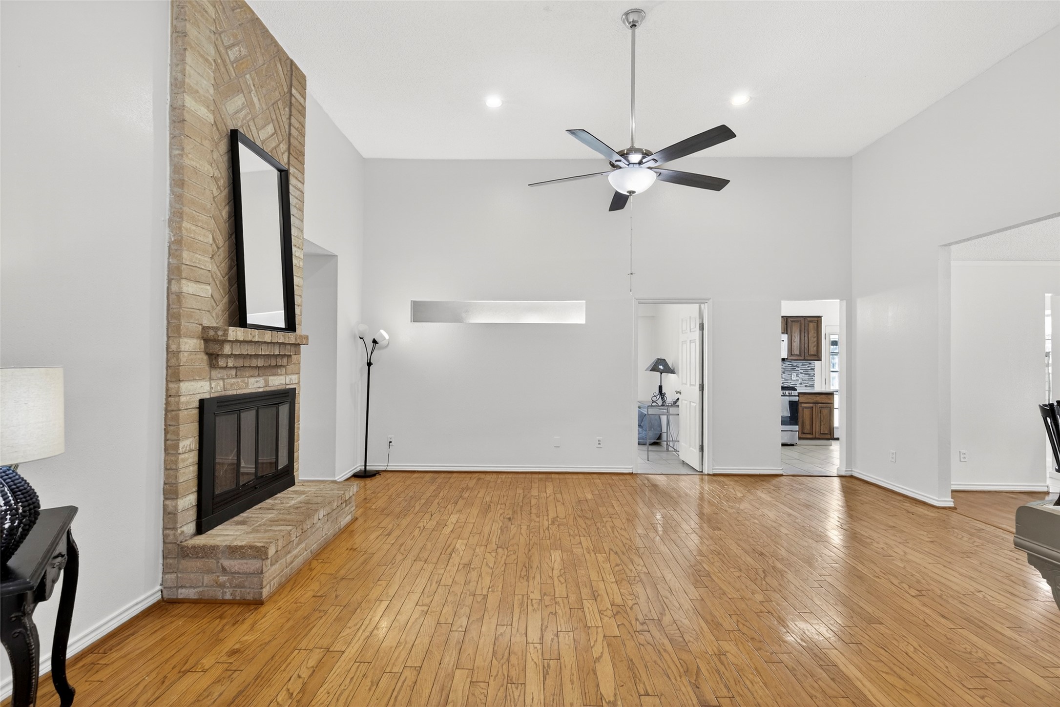 9206 Kirkleigh Lane Spring, TX 77379 - Photo 6 of 47