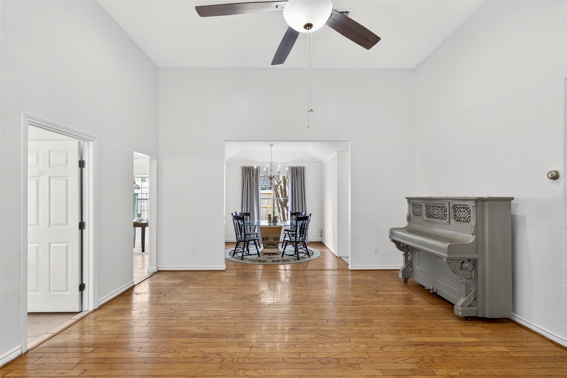 9206 Kirkleigh Lane Spring, TX 77379 - Photo 8 of 47 View in to the formal dining room.