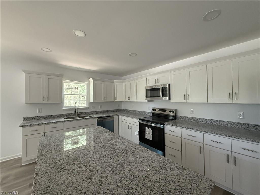 219 Tower Road Thomasville, NC 27360 - Photo 12 of 33