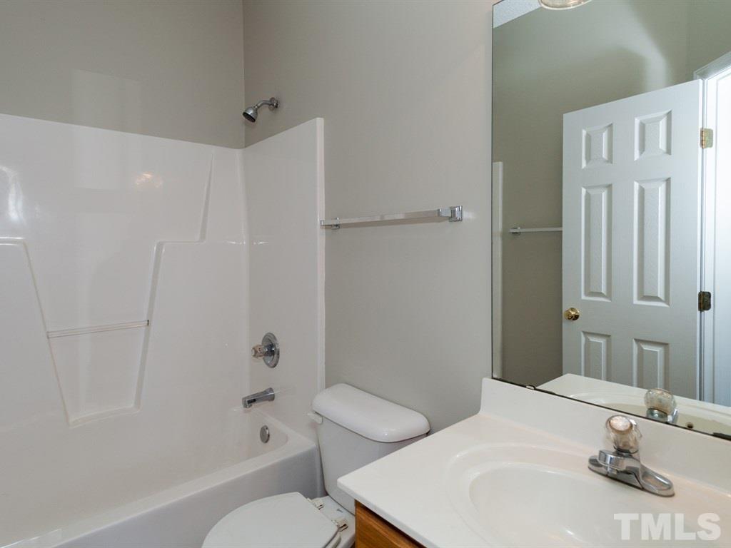 1024 Shackleton Road Apex, NC 27502 - Photo 6 of 25 Gallery Image 6