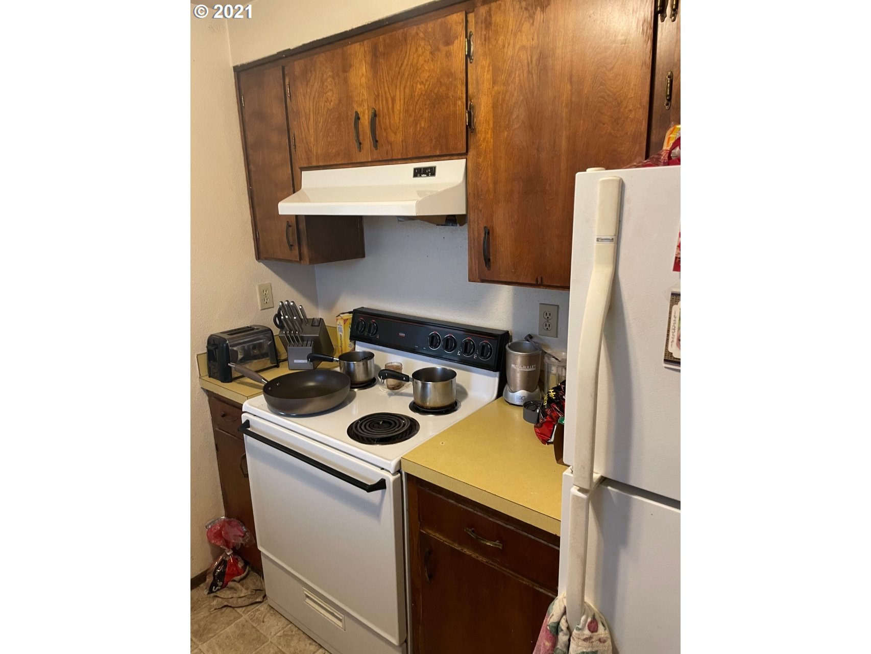 404 South 51st Place Springfield, OR 97478 - Photo 7 of 28 Gallery Image 7