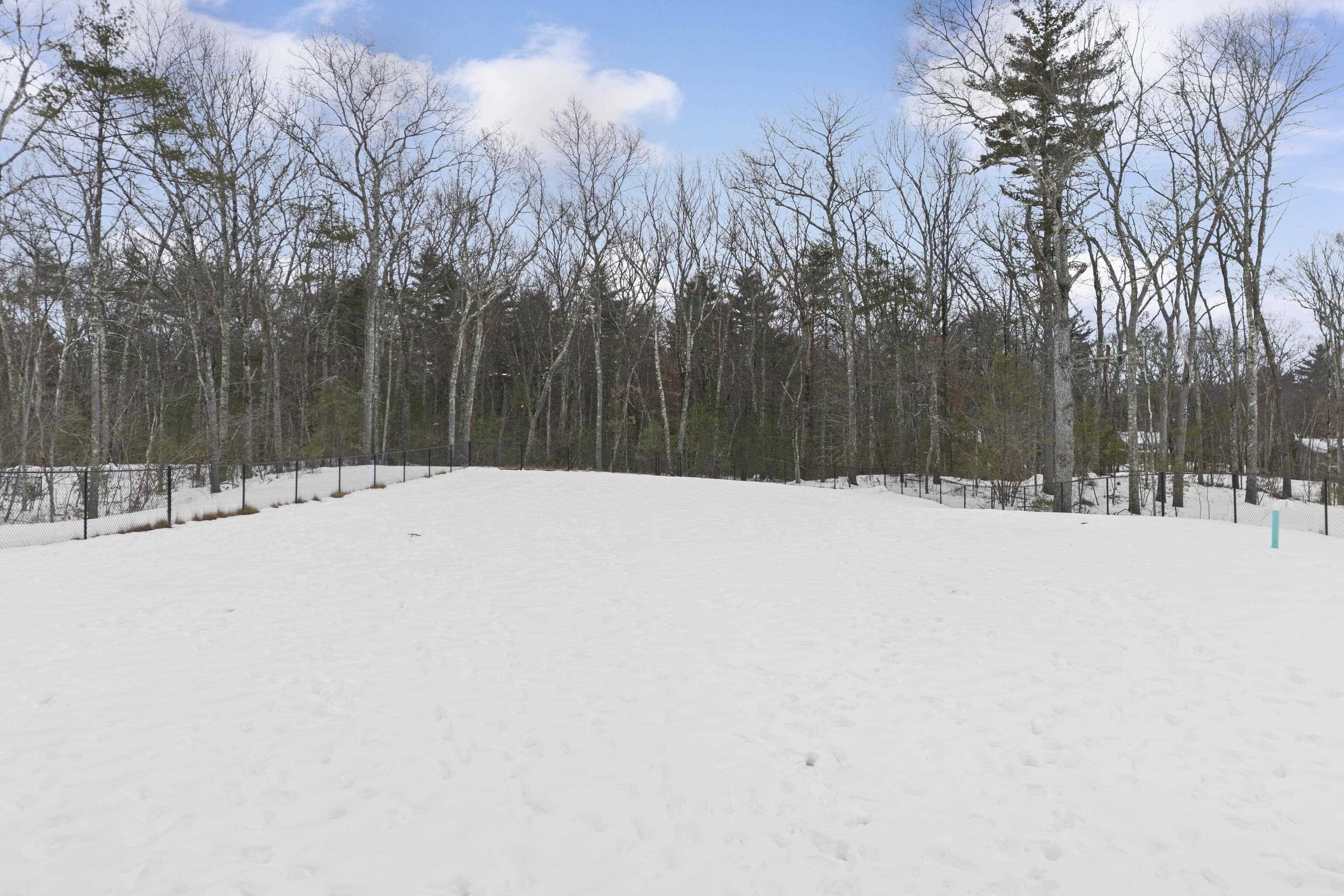 19 Daniel Road Derry, NH 03038 - Photo 12 of 53