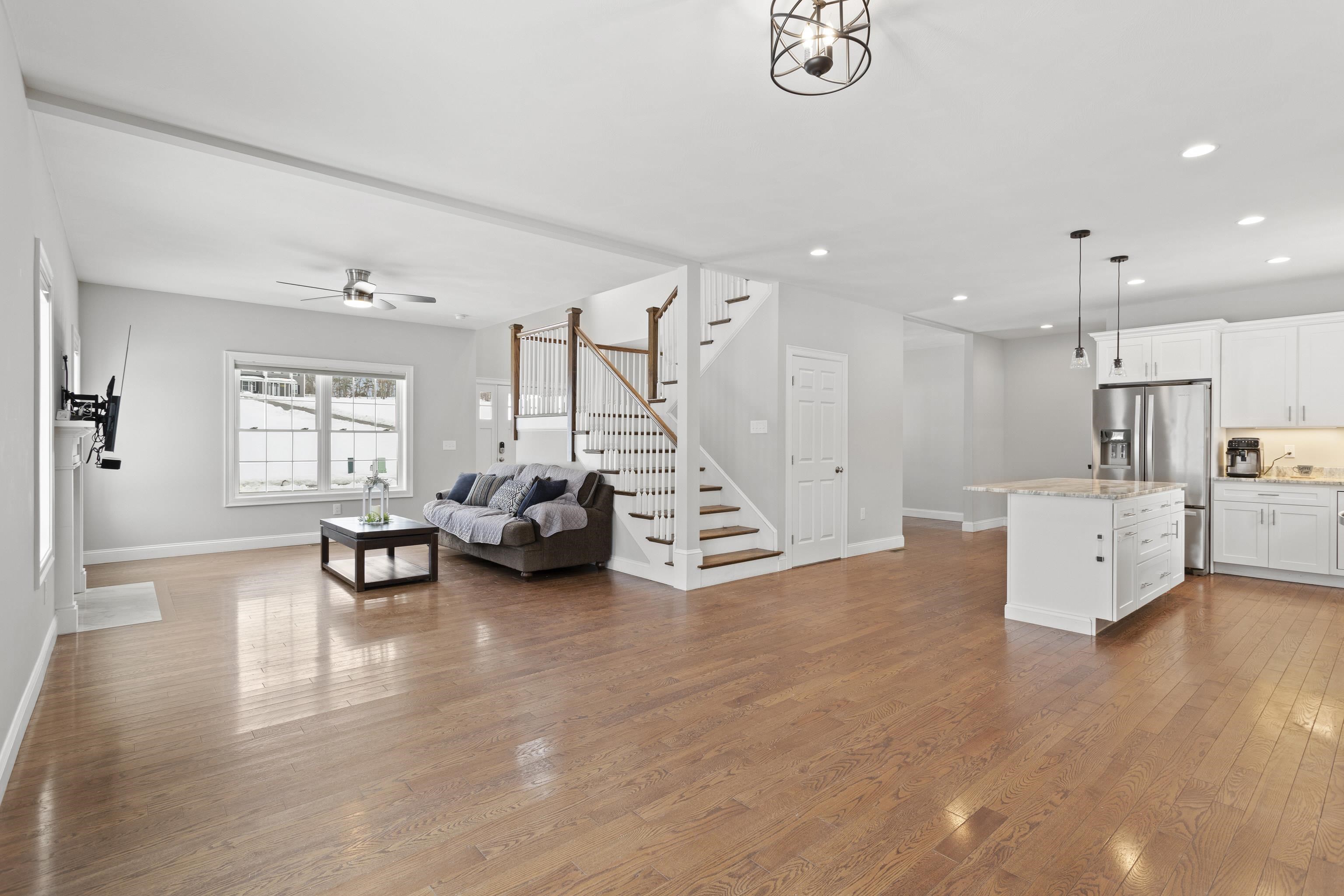 19 Daniel Road Derry, NH 03038 - Photo 18 of 53