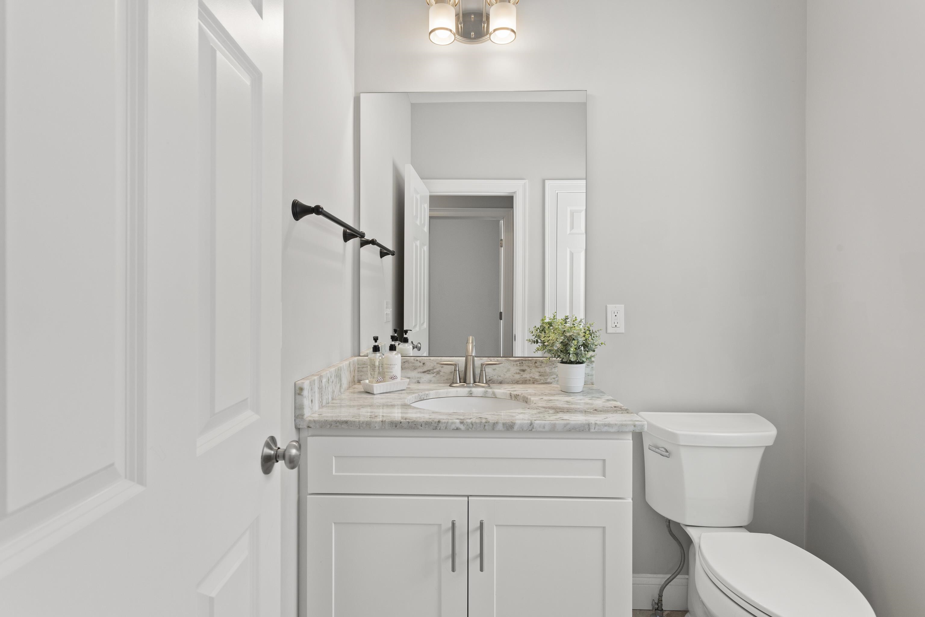 19 Daniel Road Derry, NH 03038 - Photo 31 of 53