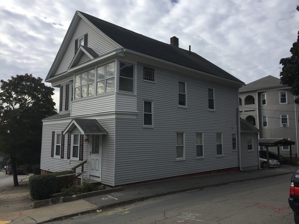 186 Vernon Street Worcester, MA 01607 - Photo 2 of 26 Gallery Image 2