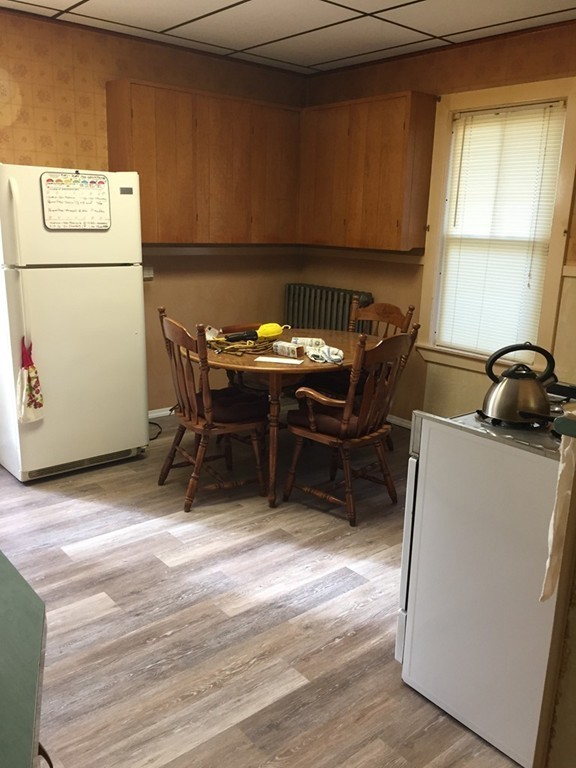 186 Vernon Street Worcester, MA 01607 - Photo 6 of 26 Gallery Image 6