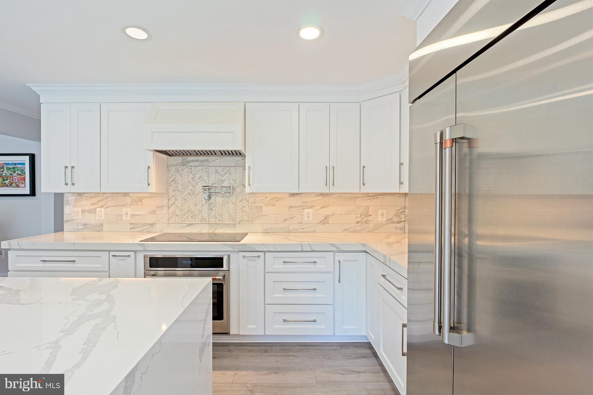 10000 Cloverdale Place Vienna, VA 22182 - Photo 14 of 59