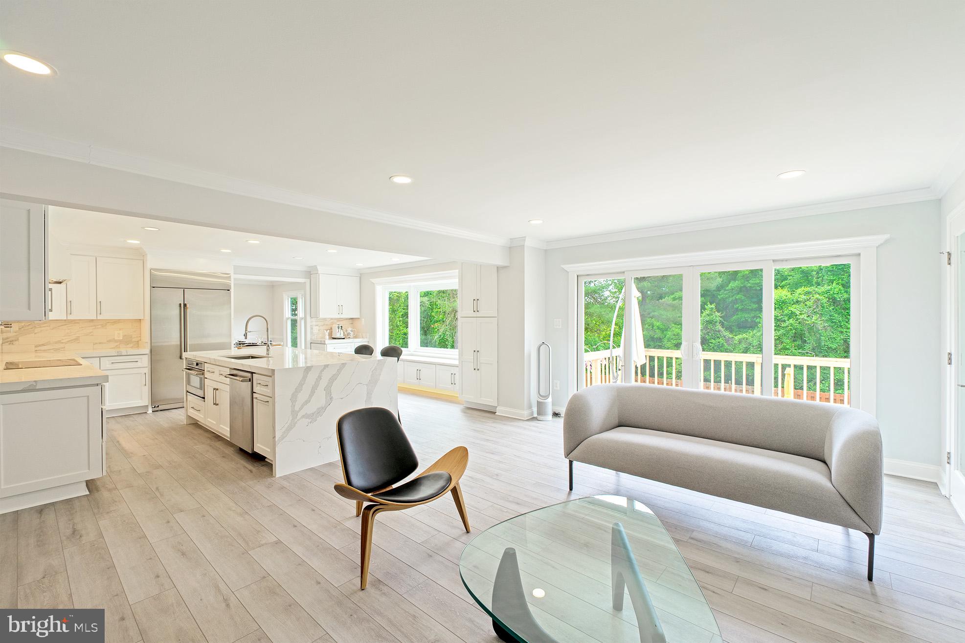 10000 Cloverdale Place Vienna, VA 22182 - Photo 17 of 59