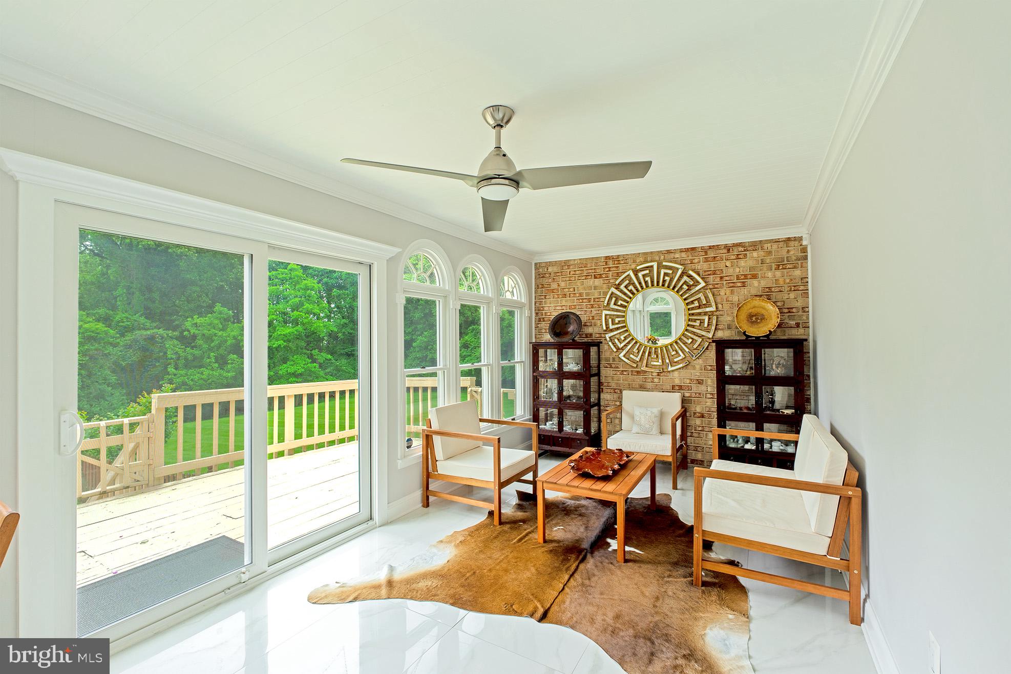 10000 Cloverdale Place Vienna, VA 22182 - Photo 19 of 59