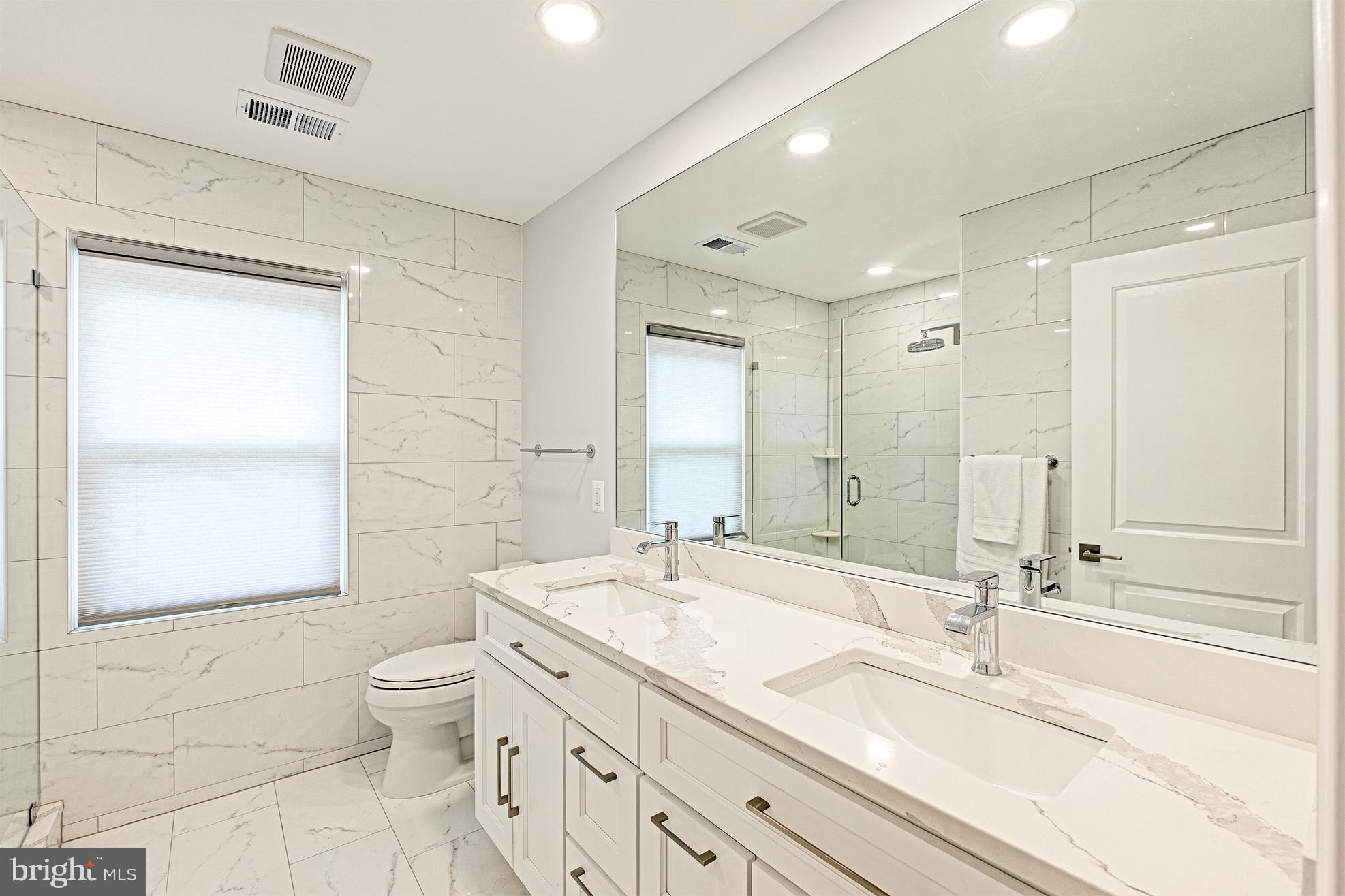 10000 Cloverdale Place Vienna, VA 22182 - Photo 32 of 59