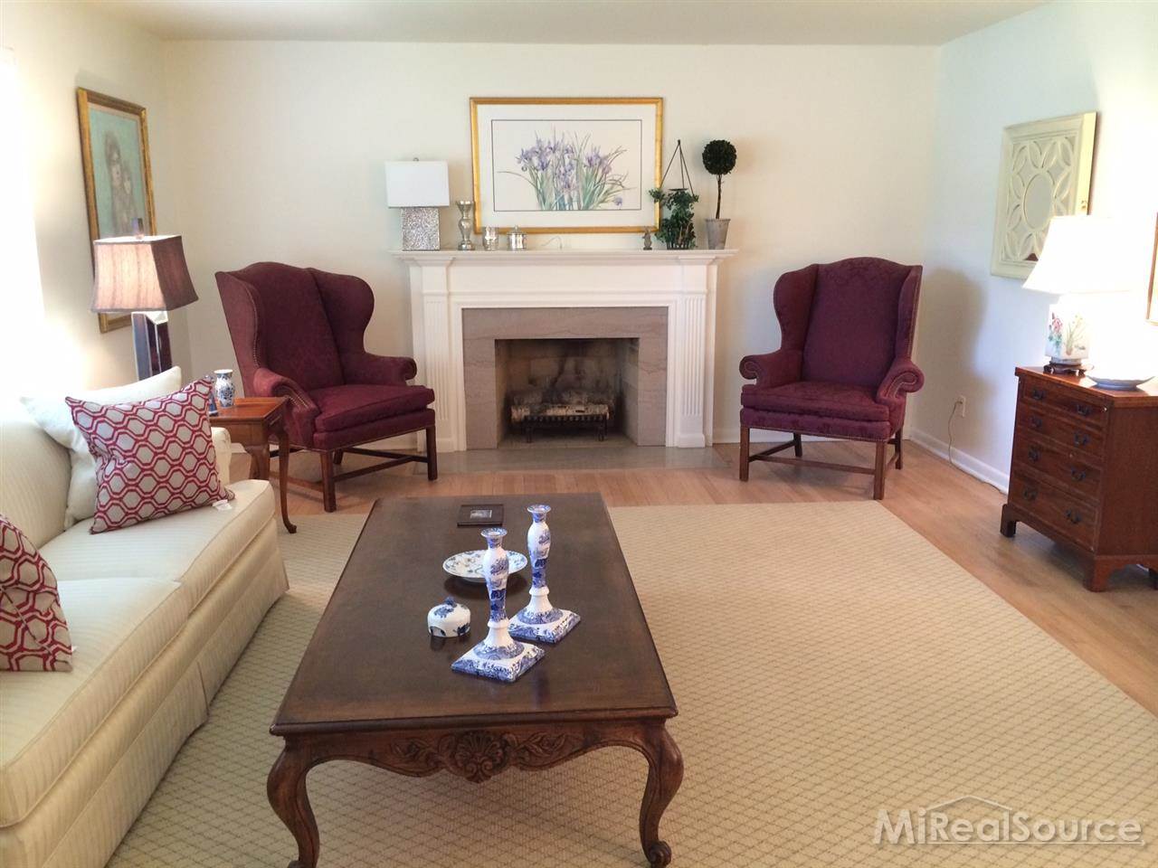 779-781 Harcourt Road Grosse Pointe, MI 48230 - Photo 2 of 7 31218429-1.JPG