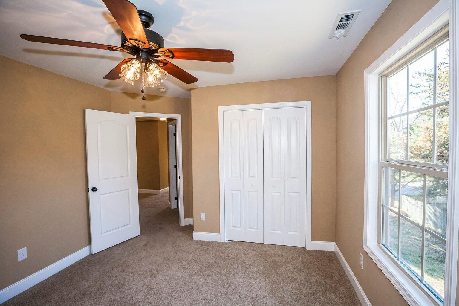 1908 Plumb Ridge Road Knoxville, TN 37932 - Photo 32 of 38 32