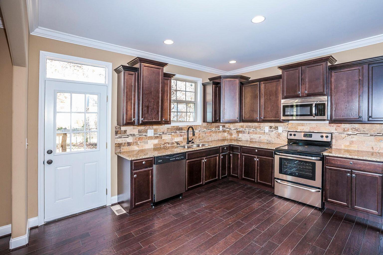 1908 Plumb Ridge Road Knoxville, TN 37932 - Photo 10 of 38 10