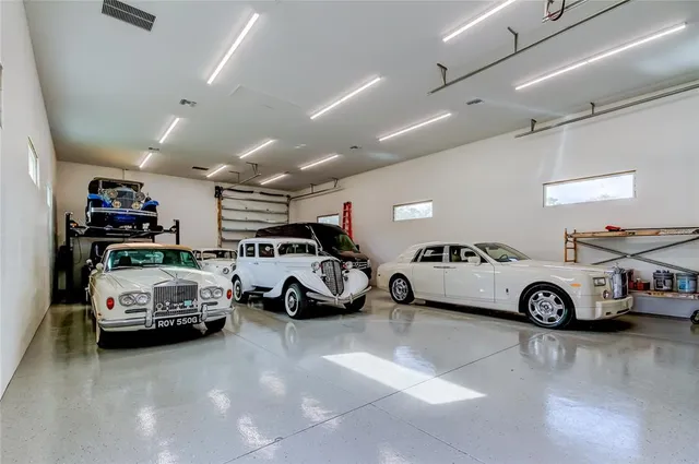 $1,600,000 | 6367 Foxbrook Trail, Parrish, FL 34219