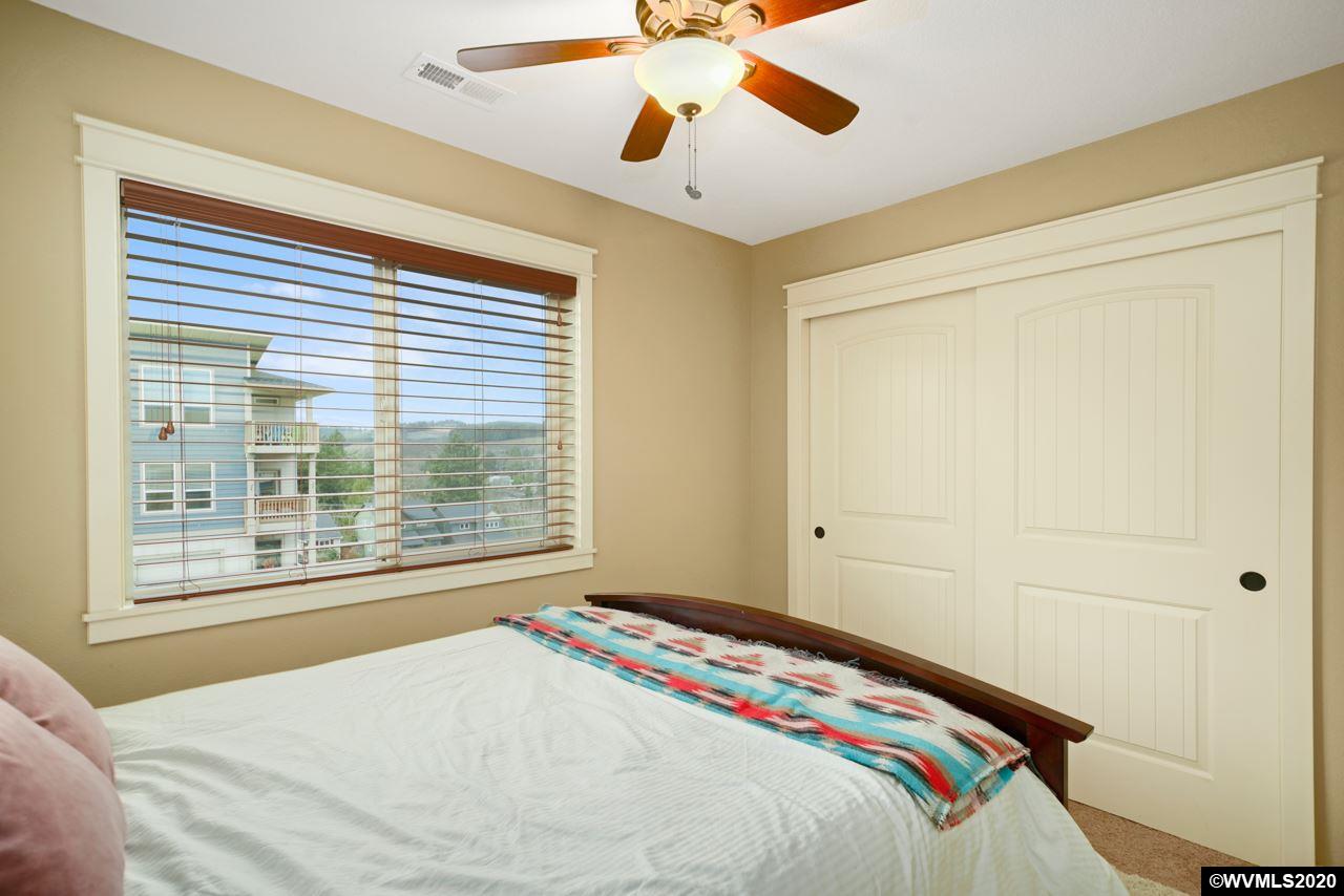 874 Crouchen Street Northwest Salem, OR 97304 - Photo 26 of 32