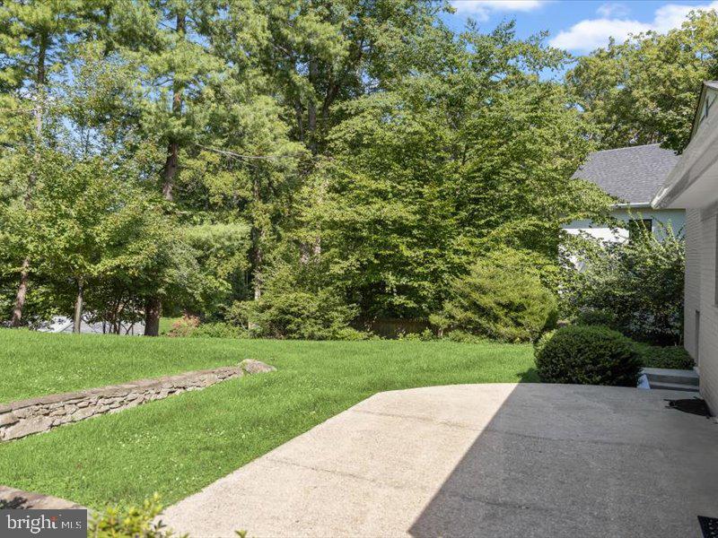 8212 Hawthorne Road Bethesda, MD 20817 - Photo 14 of 17 Gallery Image 14