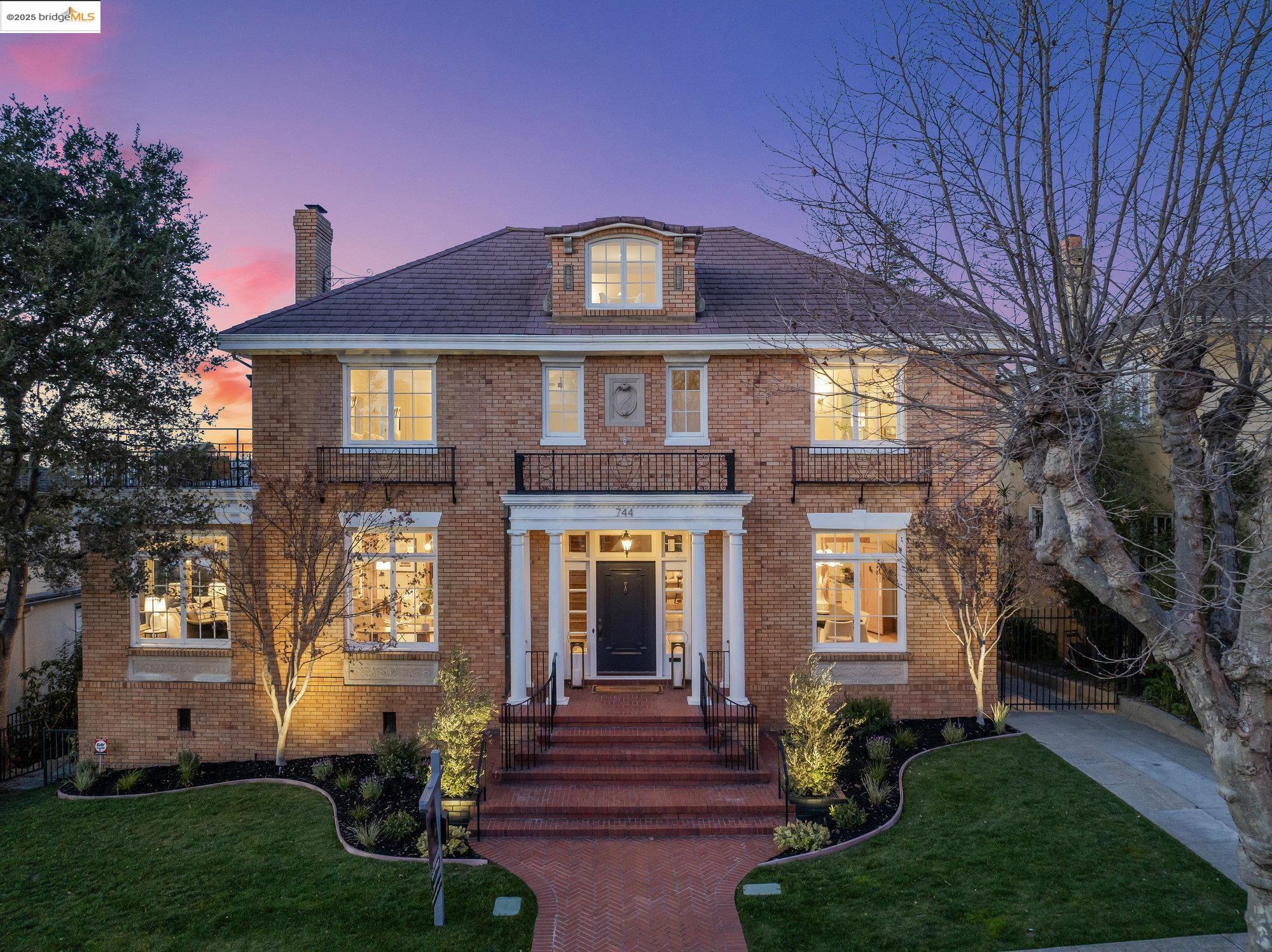 744 Longridge Road Oakland, CA 94610 - Photo 1 of 1 Gallery Image 1