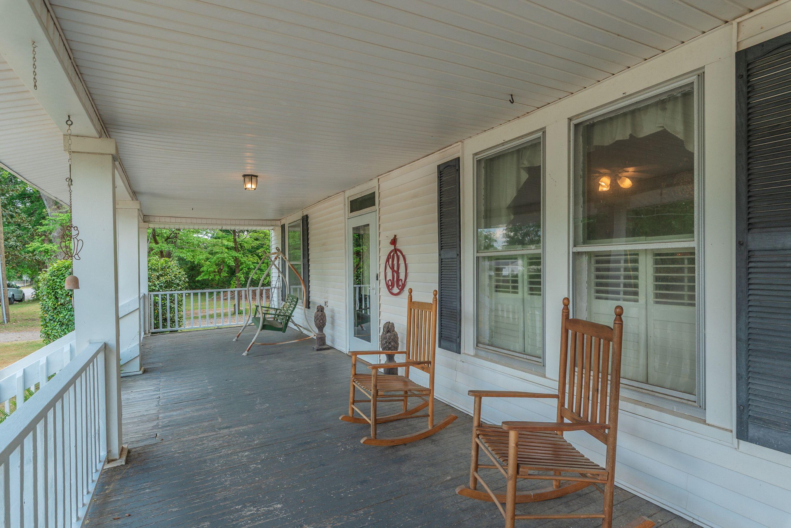 310 Florida Street Springfield, SC 29146 - Photo 4 of 58