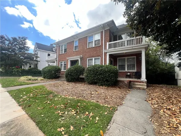 $1,195 | 664 North Spring Street, Unit 3, Winston-Salem, NC 27101