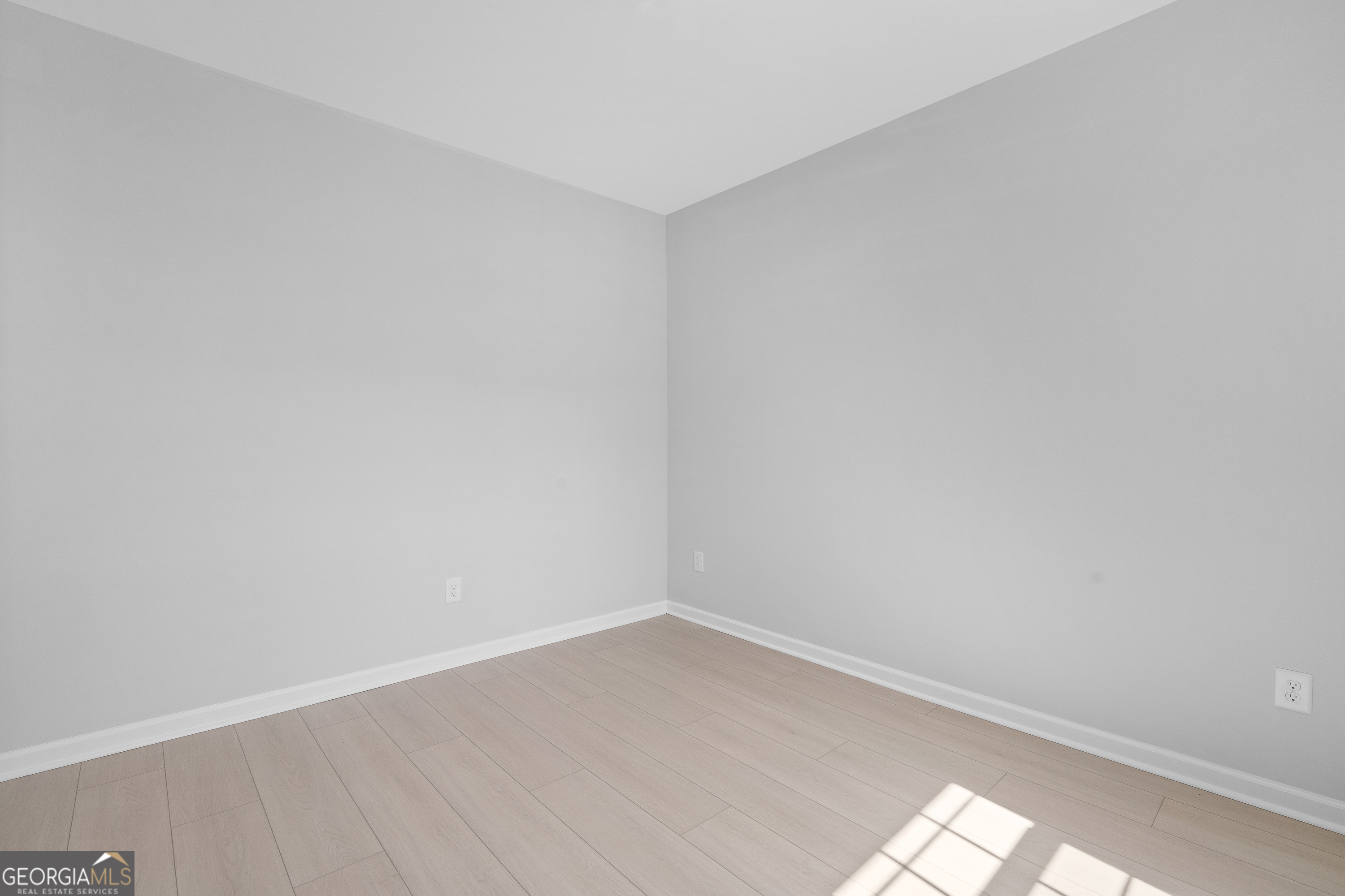 4477 Rivercliff Way Gray, GA 31032 - Photo 11 of 62 a view of an empty room