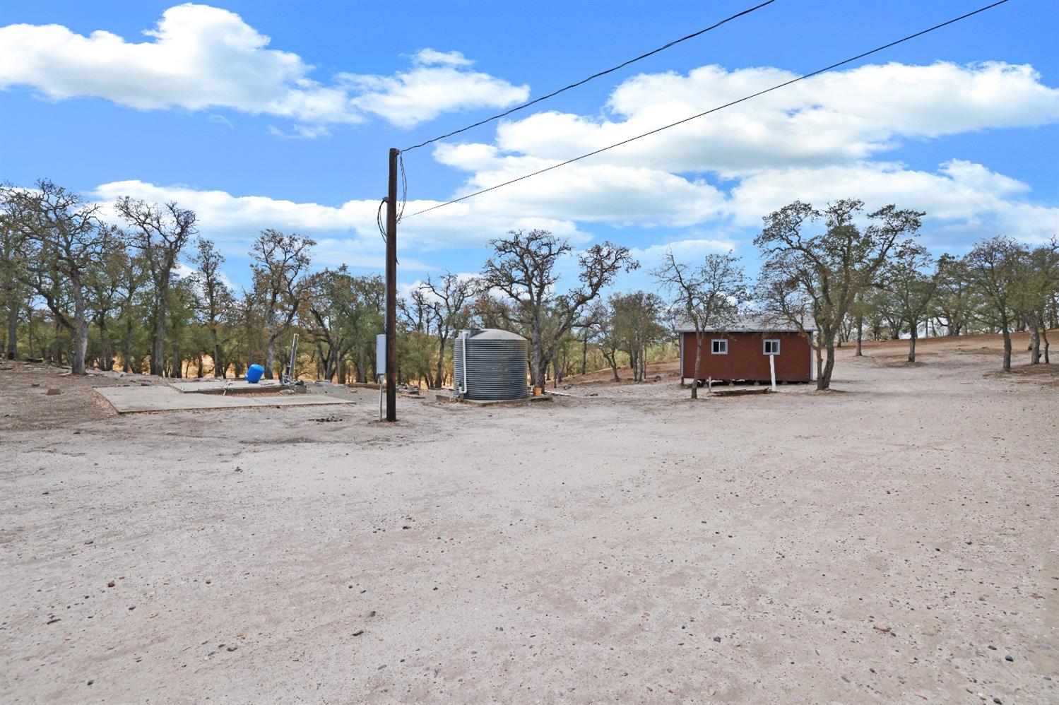 12390 Pattison Road Burson, CA 95225 - Photo 4 of 48 Gallery Image 4