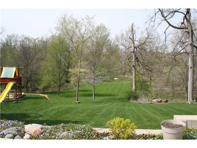 12094 Babbling Brook Road Noblesville, IN 46060 - Photo 2 of 12 Gallery Image 2