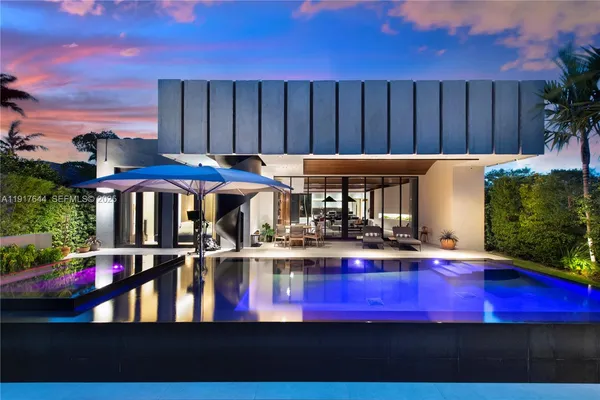 $4,999,000 | 8055 Noremac Avenue, Miami Beach, FL 33141