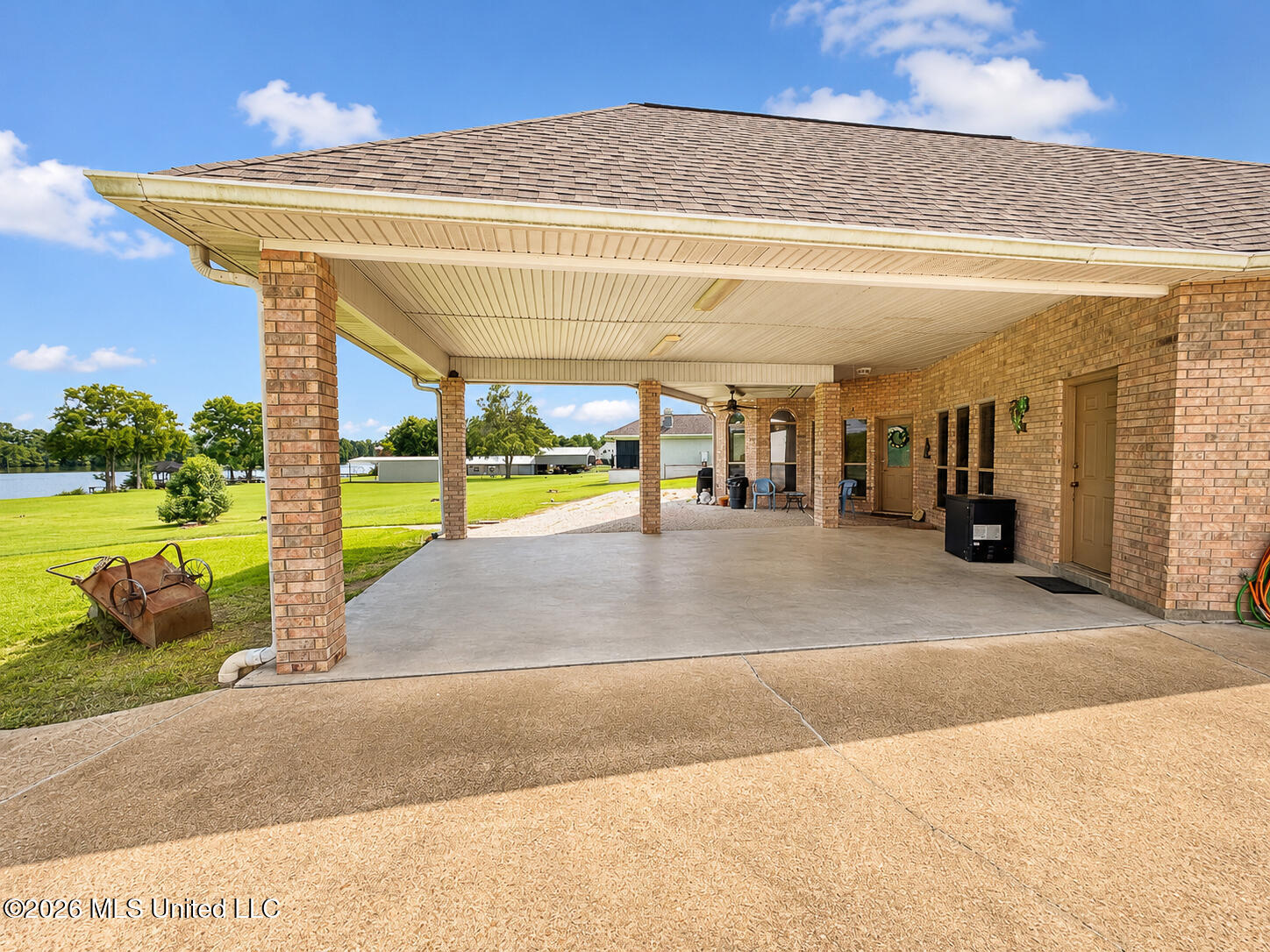 1457 State Rte 568 Ferriday, LA 71334 - Photo 42 of 62 1457 Hwy 568 carport