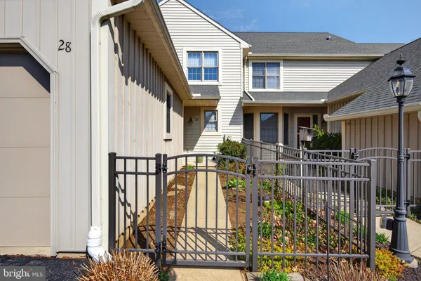 $398,900 | 28 Shybrook Court, Elizabethtown, PA 17022