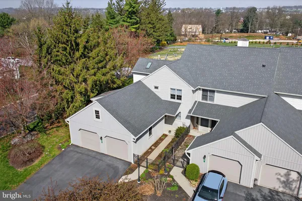 $398,900 | 28 Shybrook Court, Elizabethtown, PA 17022