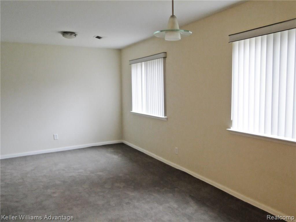 22914 Tuck Road Farmington, MI 48336 - Photo 5 of 14 Living Room 1.jpg