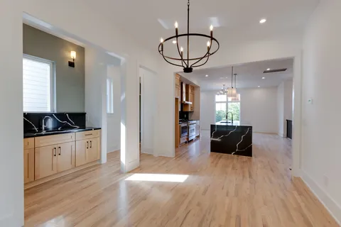 $899,995 | 5827 Maxon Avenue, Nashville, TN 37209