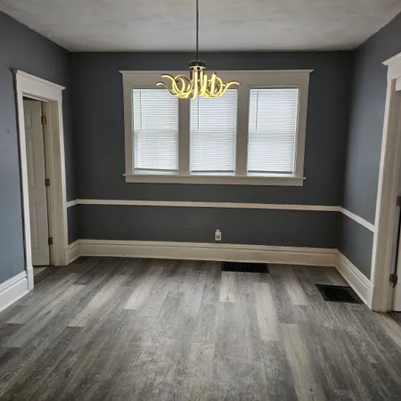 $159,900 | 945 North Avenue, Rockford, IL 61103