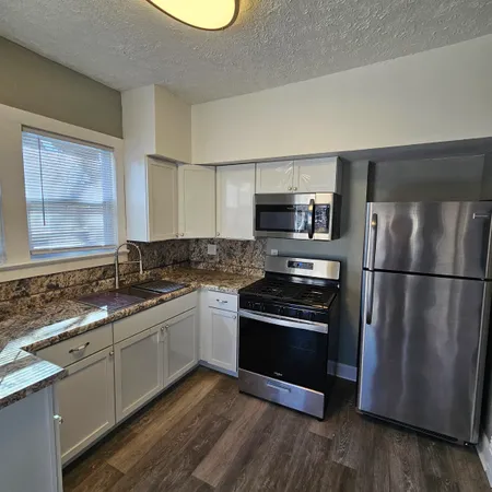 $159,900 | 945 North Avenue, Rockford, IL 61103