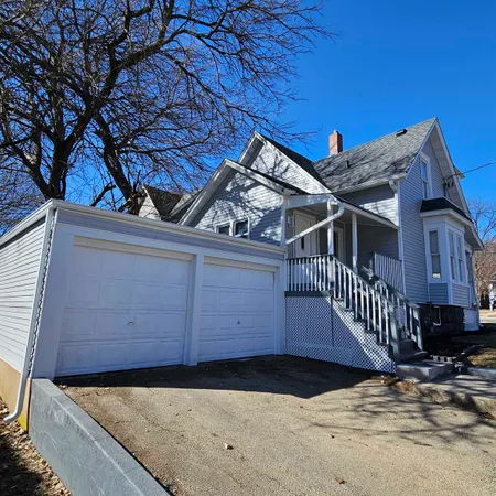 $159,900 | 945 North Avenue, Rockford, IL 61103