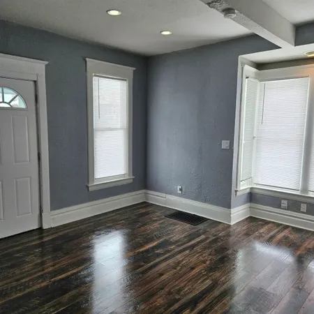 $159,900 | 945 North Avenue, Rockford, IL 61103
