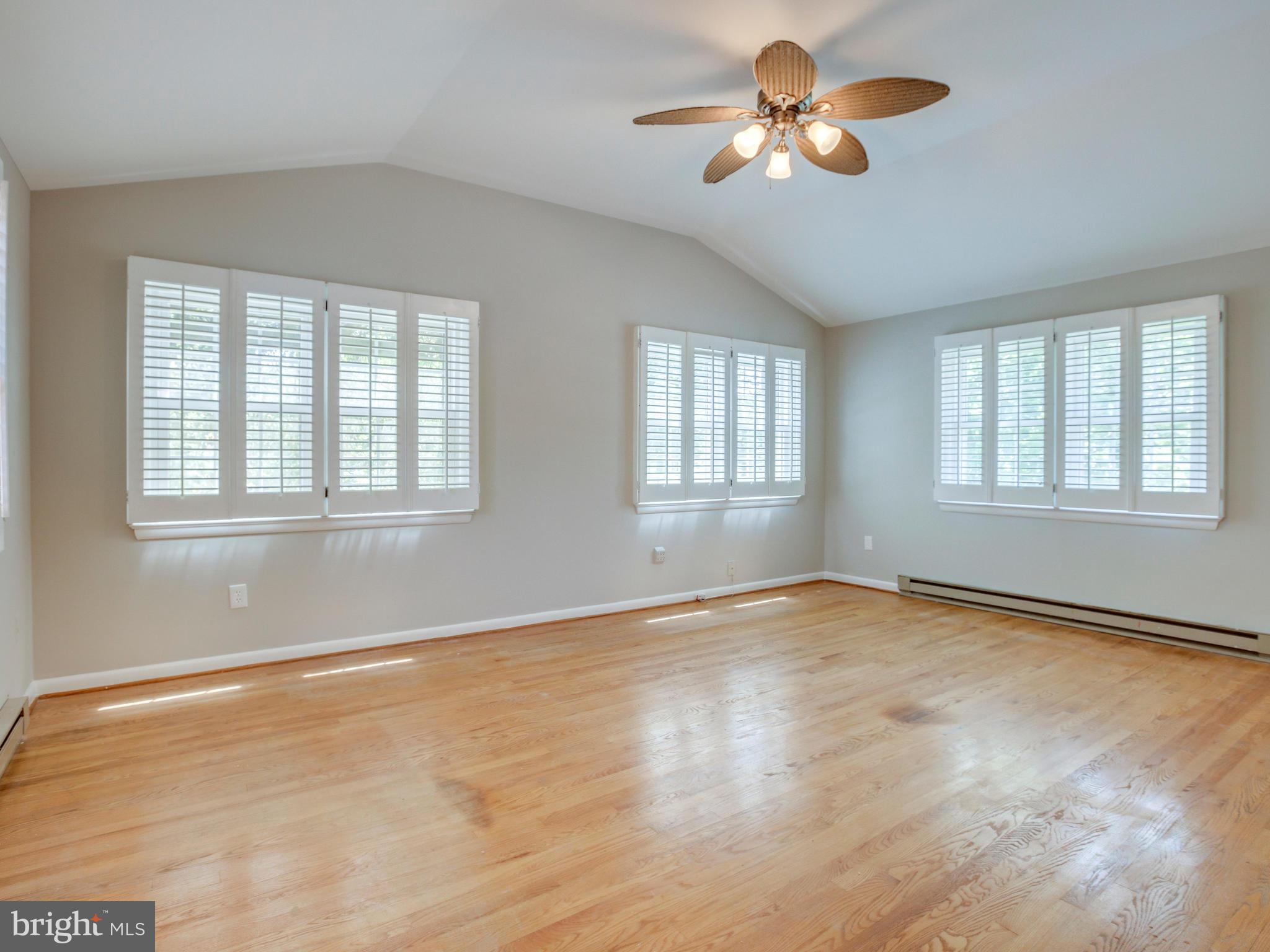 1011 Collingwood Road Alexandria, VA 22308 - Photo 22 of 30 Bedroom (Master)