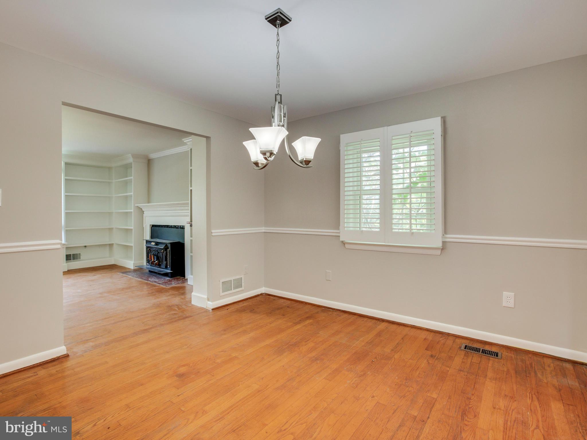 1011 Collingwood Road Alexandria, VA 22308 - Photo 8 of 30 Dining Room