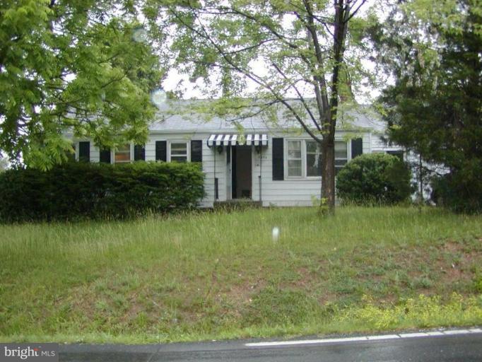 2924 Papermill Road Winchester, VA 22601 - Photo 1 of 30 Exterior (Main)